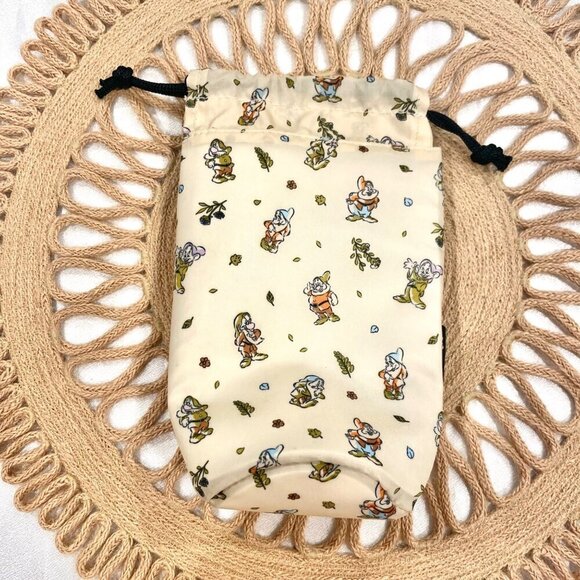 Disney Baby Snow White Dwarfs Petunia Pickle Bottom Bottle Butler - Picture 1 of 6